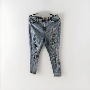 Mudd Distressed Blue Women's Jeans